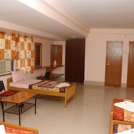 Hotel Athityaa Kumbakonam Eksteriør bilde