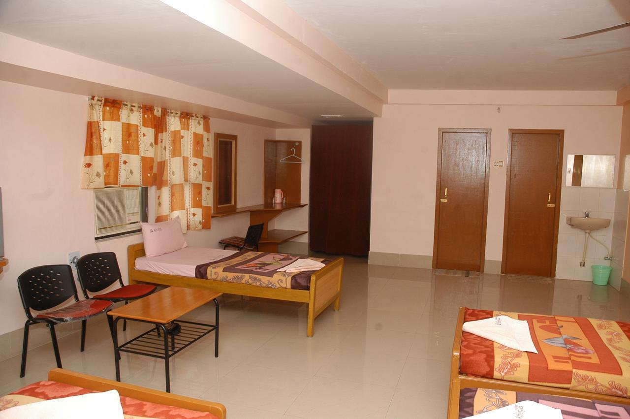Hotel Athityaa Kumbakonam Eksteriør bilde