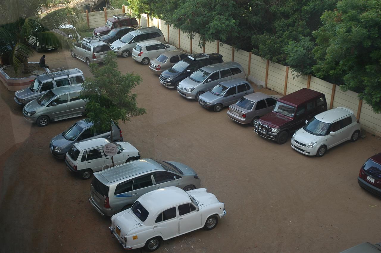 Hotel Athityaa Kumbakonam Eksteriør bilde